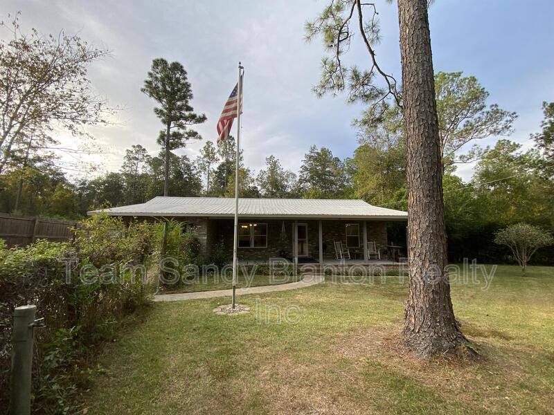 House for rent at 1761 Chippendale Rd, Cantonment, FL 32533