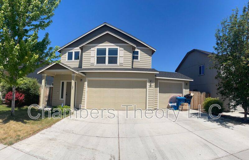 House for rent at 3593 SW Pumice Ave, Redmond, OR 97756