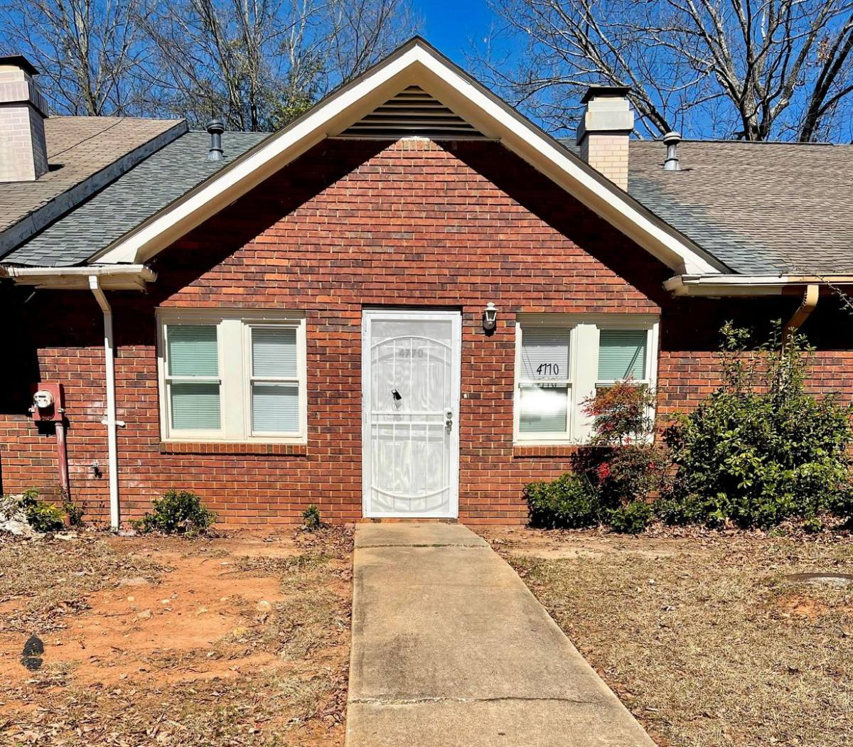 Townhouse for rent at 4770 Old Highgate Entry, Stone Mountain, GA 30083