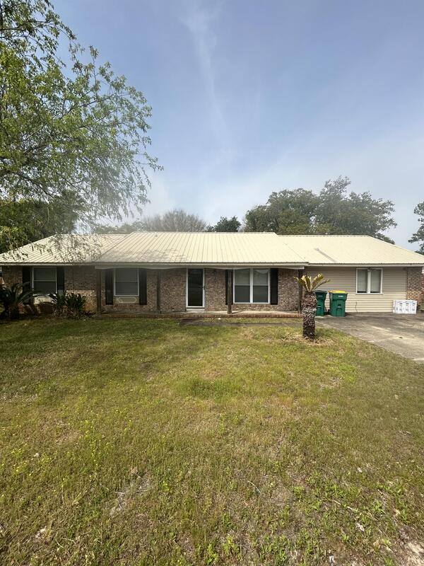 House for rent at 307 Spring Lane, Destin, FL 32541