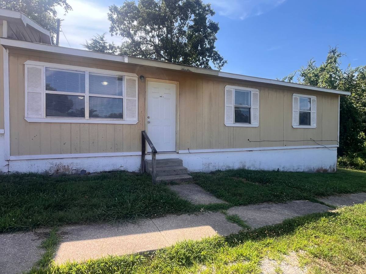 Apartment for rent at 15525 Tampa, Saint Robert, MO 65584