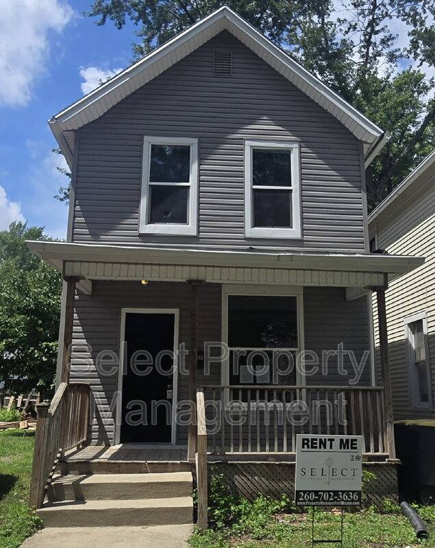 House for rent at 2152 Fox Ave, Fort Wayne, IN 46802