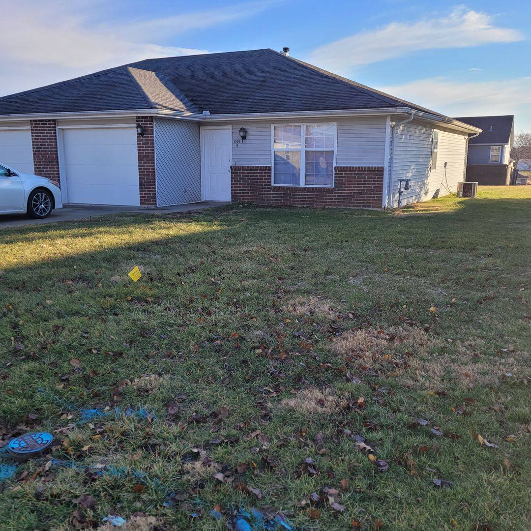 Apartment for rent at 1505 W 8th St Terrace, Knob Noster, MO 65336
