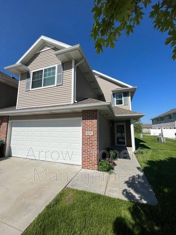 House for rent at 6241 Windhaven Dr, Lincoln, NE 68512
