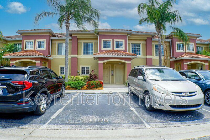 Townhouse for rent at 12010 Rock Brook Run #1705, Fort Myers, FL 33913