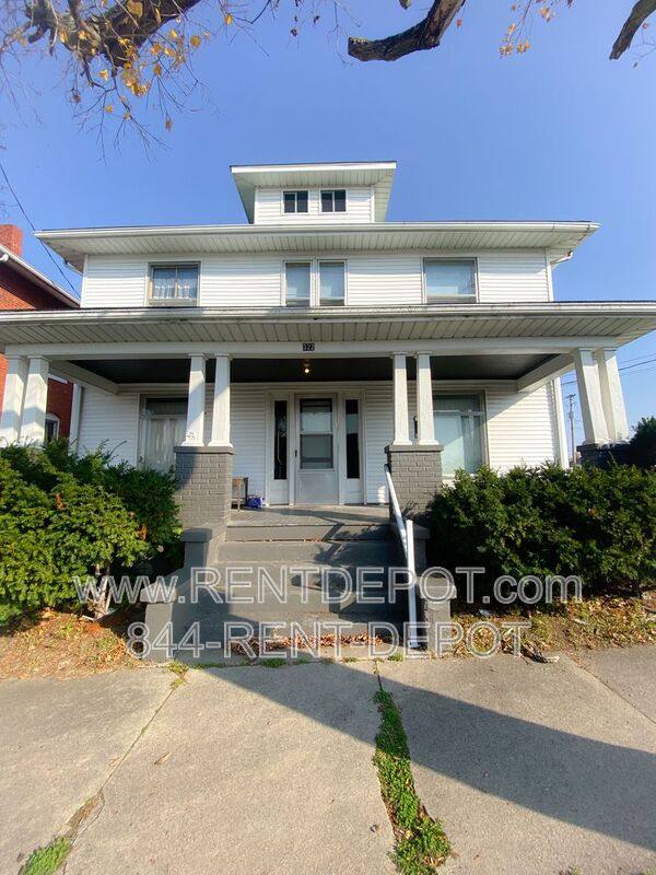 Apartment for rent at 322 N Hart St #4, Princeton, IN 47670