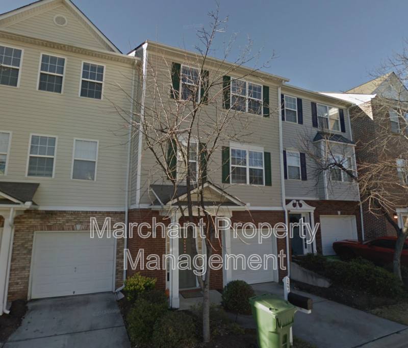 Townhouse for rent at 301 Pampas Court, Mauldin, SC 29662