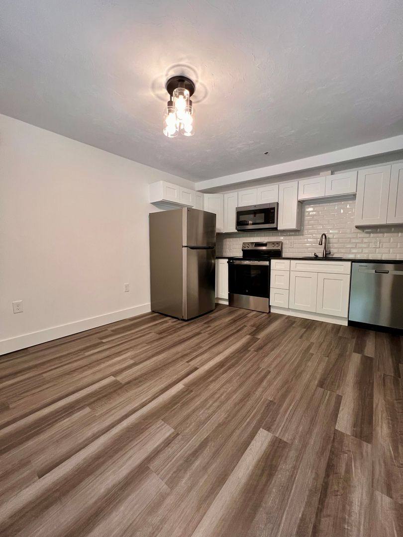 Apartment for rent at 211 Main St, Lancaster, MA 01523