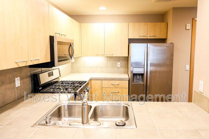 Condo for rent at 300 W 8 St #228, Vancouver, WA 98660