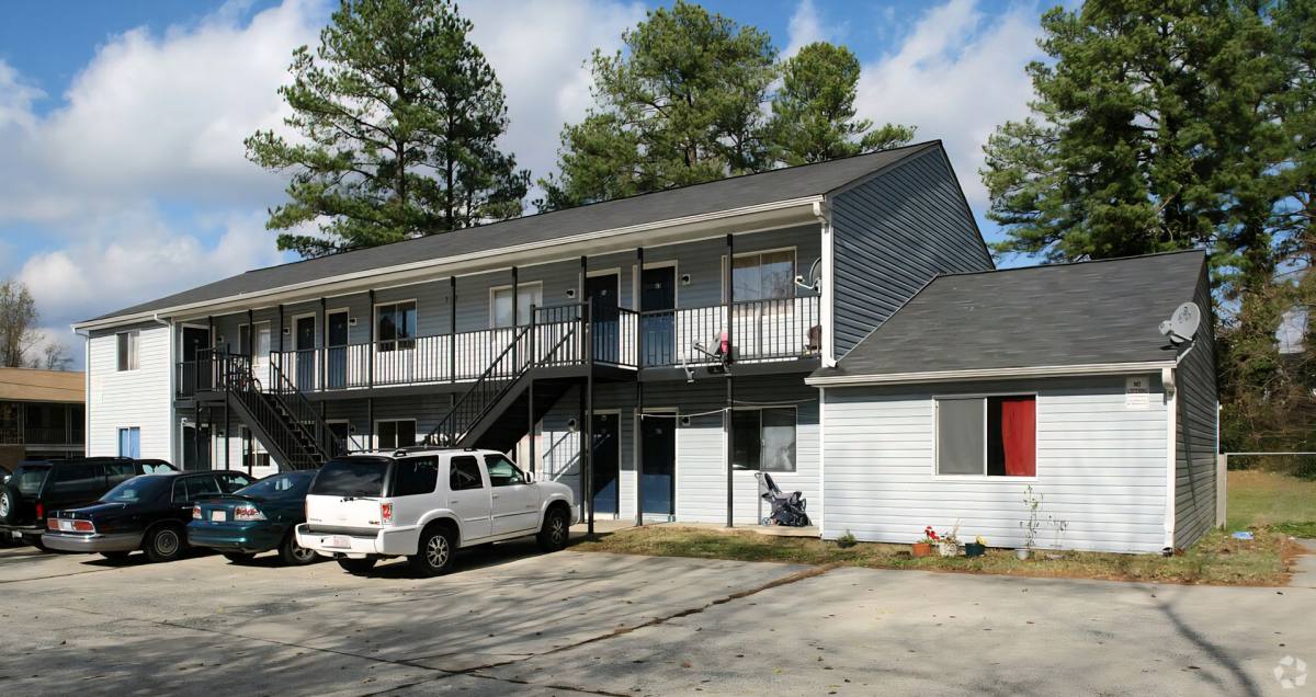 Apartment for rent at 101 E Channing Ave, Durham, NC 27704
