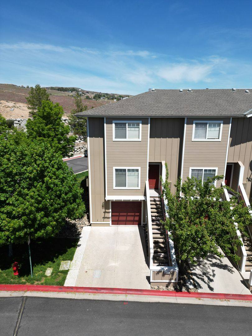Townhouse for rent at 351 Andrew Cahill Lane, Reno, NV 89503