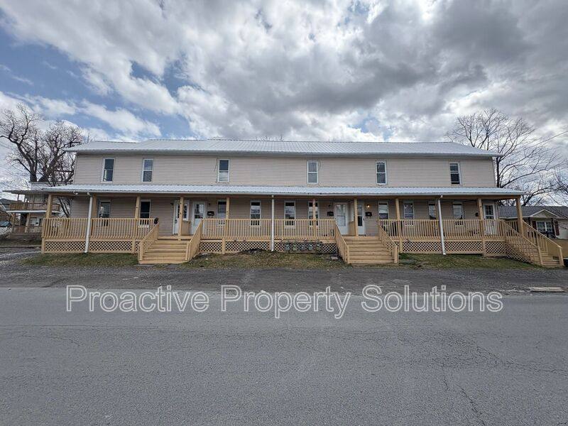 Apartment for rent at 1404-1412 Sanderson Ave, Scranton, PA 18509