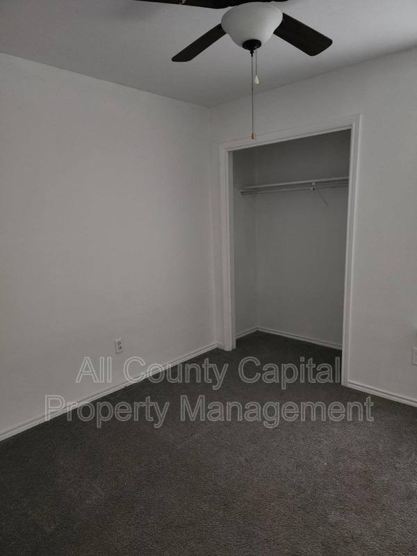 Apartment for rent at 1105 Westwood Lane 8C, Giddings, TX 78942