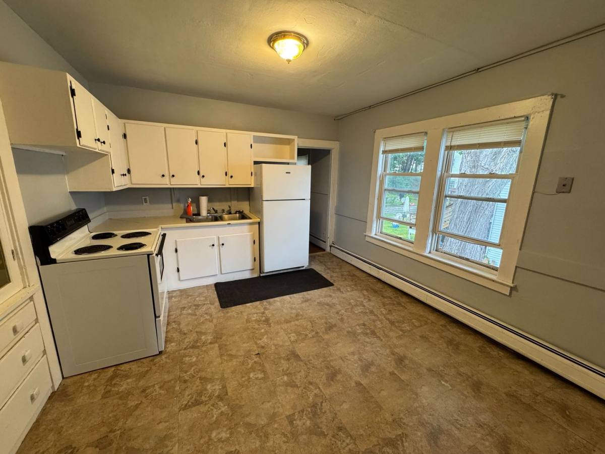 Apartment for rent at 14 Laurel St, Newport, NH 03773