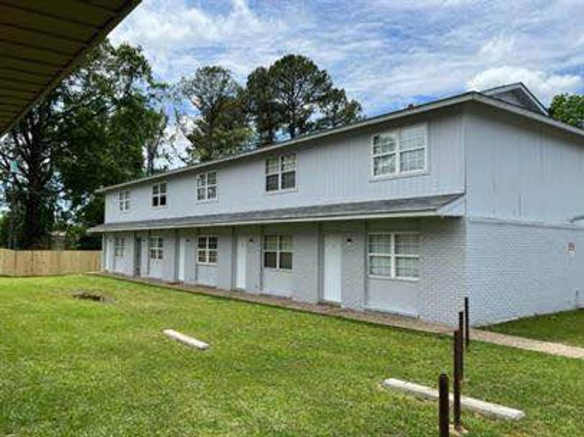 Apartment for rent at 4 Fra-Mar Place, Jacksonville, AR 72076