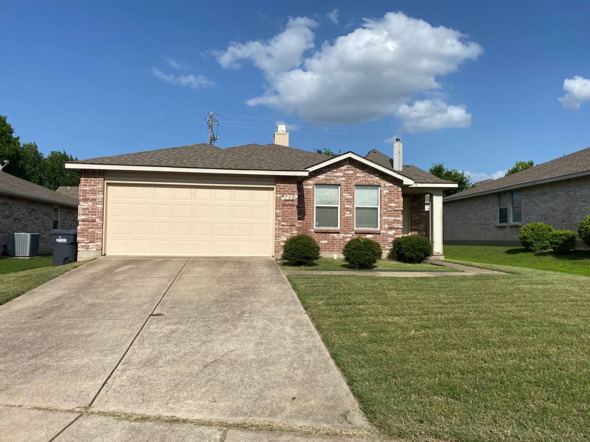 House for rent at 708 Lewis Canyon Lane, McKinney, TX 75071