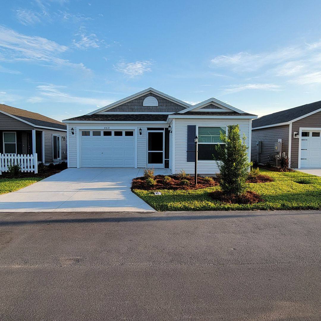 House for rent at 469 Kayla Court, The Villages, FL 32163