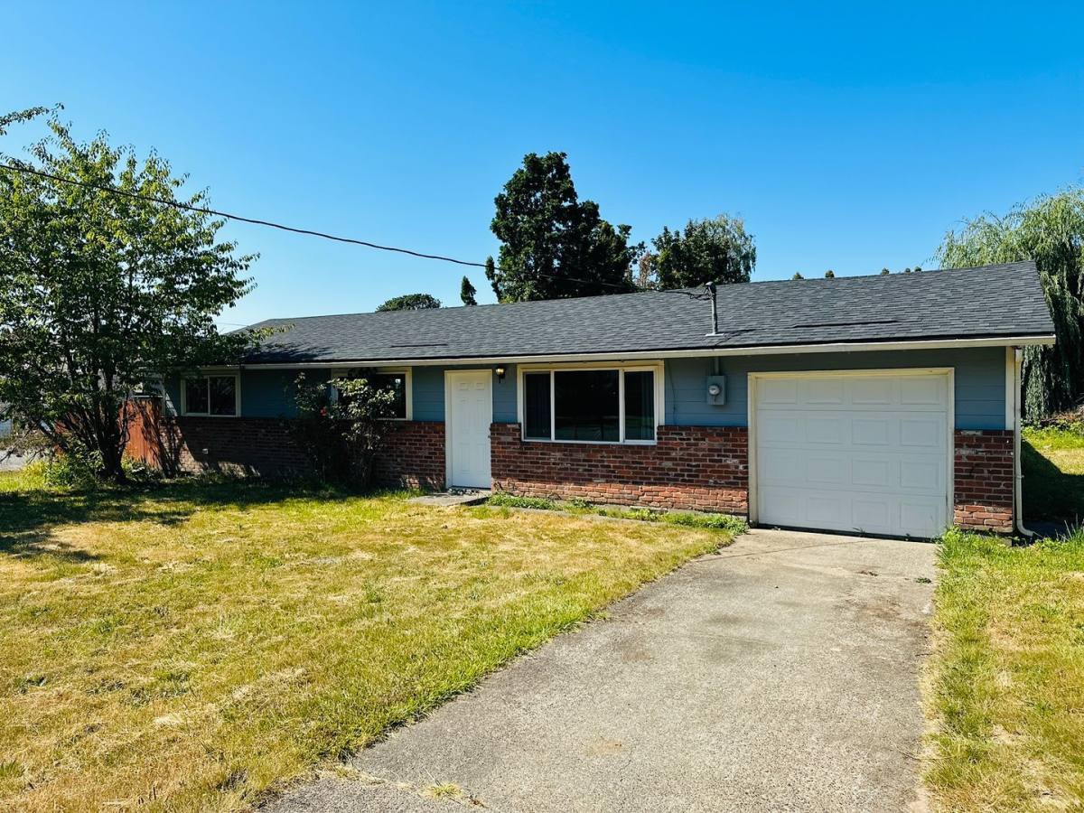 House for rent at 1208 NE 75th St, Vancouver, WA 98665