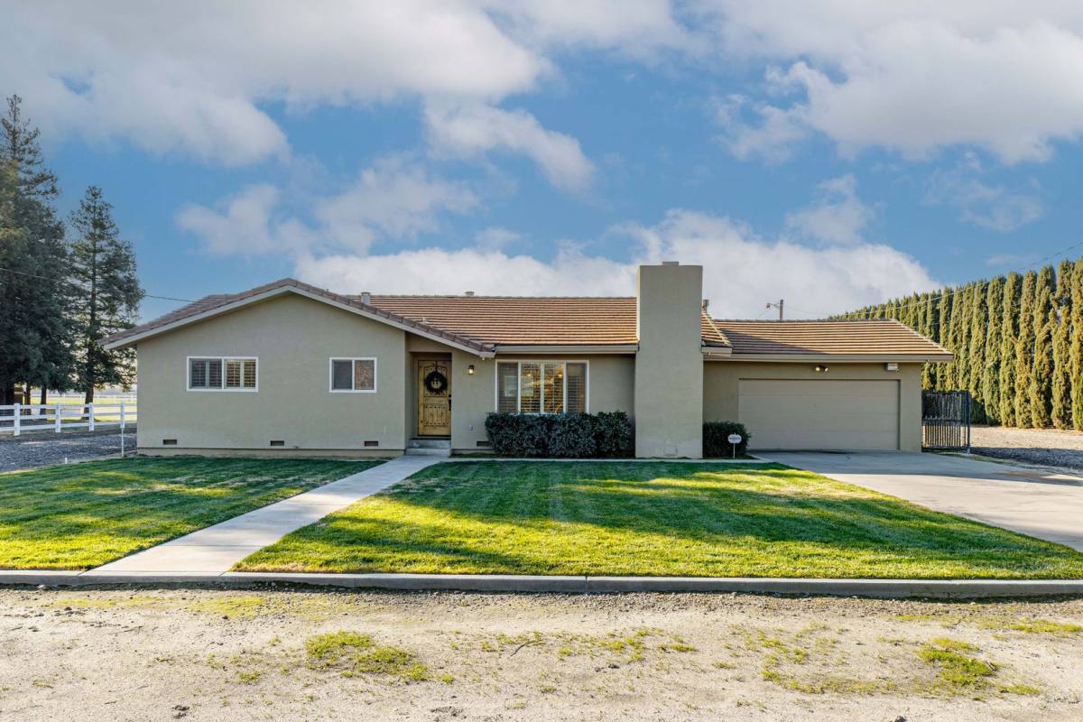 House for rent at 531 S Verduga Rd, Turlock, CA 95380