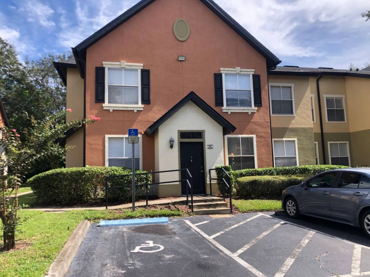 Apartment for rent at 5955 Westgate Dr #1611, Orlando, FL 32835