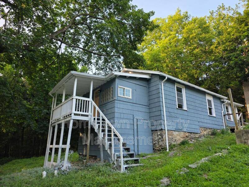 House for rent at 45 Circle Ave, Lancaster, PA 17602