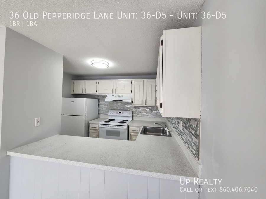 Apartment for rent at 36 Old Pepperidge Lane #36-D5, Wethersfield, CT 06109