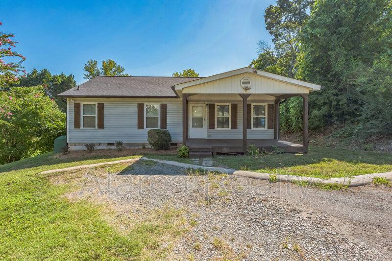House for rent at 43B Court St, Belmont, NC 28012