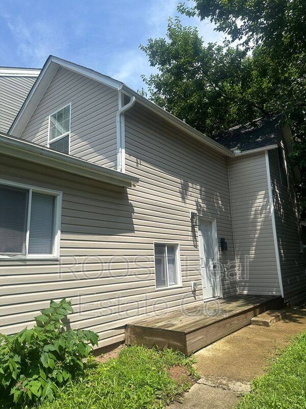 House for rent at 128 S Princeton Ave, Columbus, OH 43222