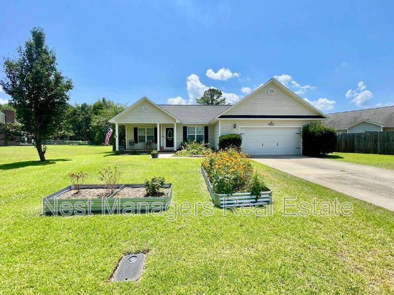 House for rent at 460 Derby Lane, Hope Mills, NC 28348