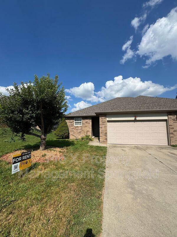 Apartment for rent at 3976 S Jonathan Ave, Springfield, MO 65807
