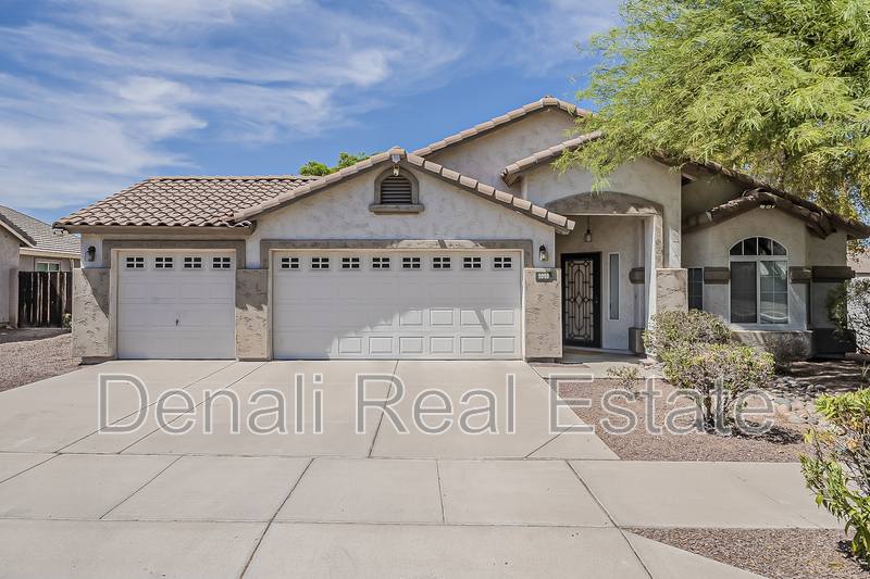 House for rent at 2020 W Carter Rd, Phoenix, AZ 85041