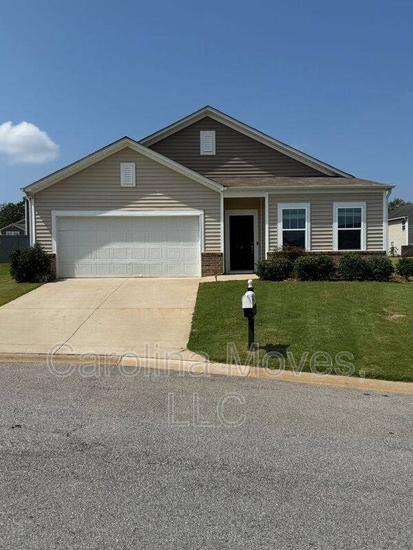 House for rent at 6 Larson Dr, Simpsonville, SC 29681