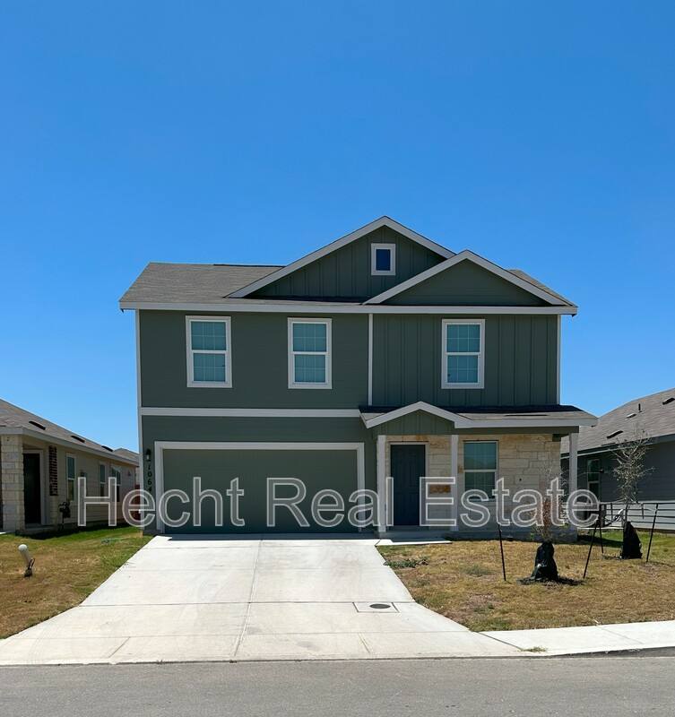 House for rent at 10646 Vinateros Dr, Converse, TX 78109