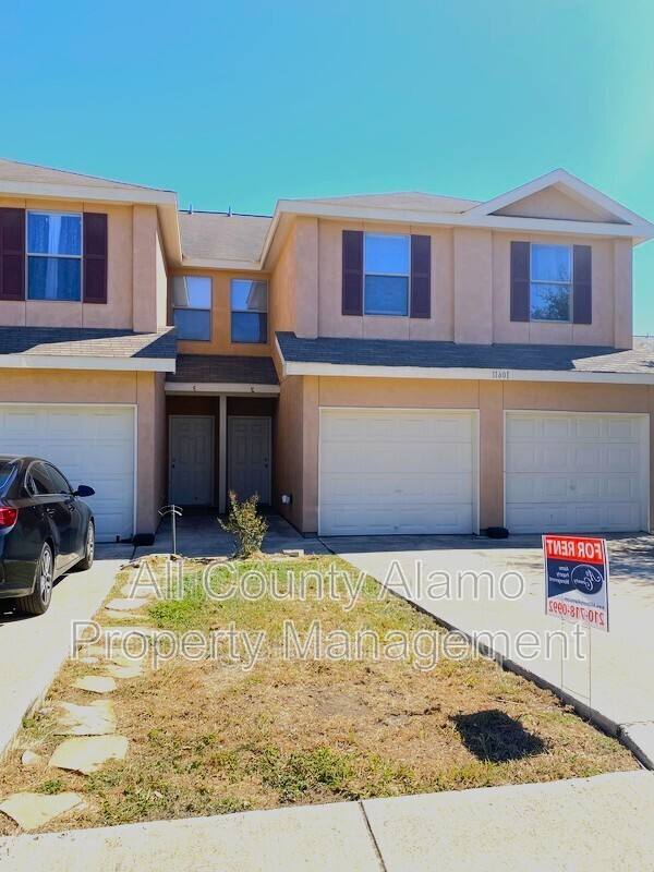 Townhouse for rent at 10611 Mathom Landing #1, Universal City, TX 78148