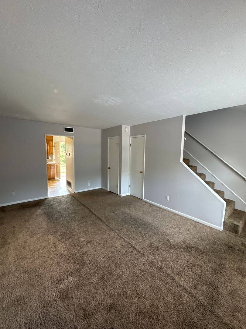 Apartment for rent at 1630 Warrior Rd, Anniston, AL 36207