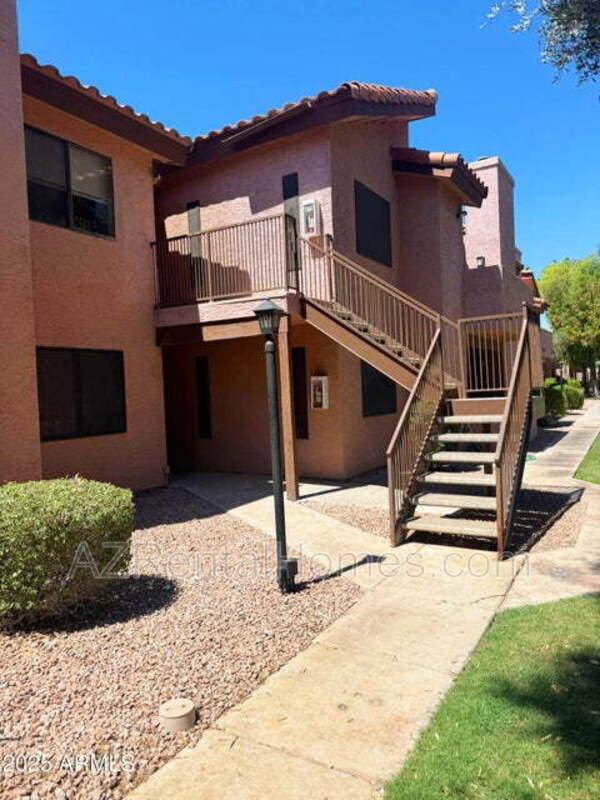 Condo for rent at 1075 E Chandler Blvd #220, Chandler, AZ 85225