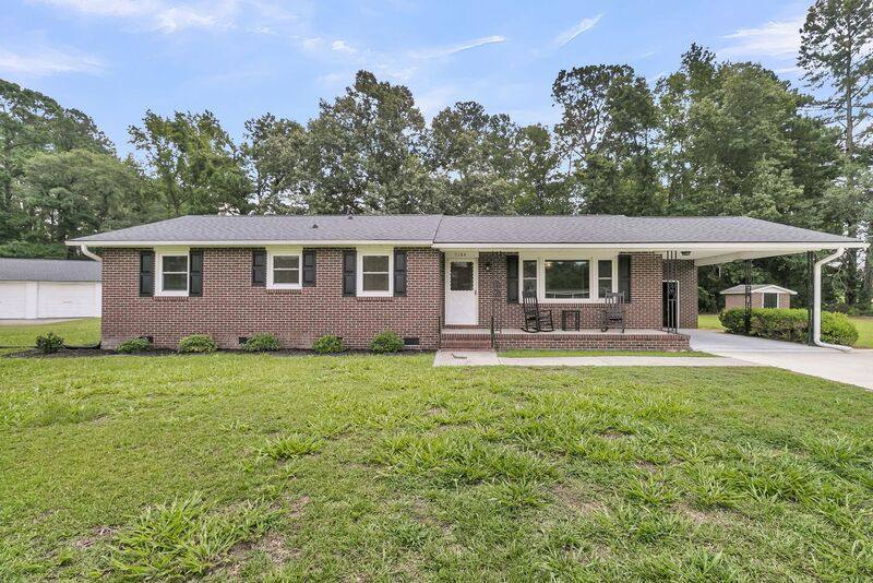 House for rent at 1184 Lebanon Rd, Ridgeville, SC 29472