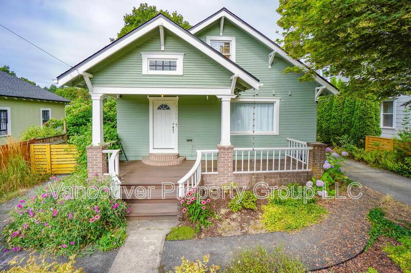 House for rent at 2308 Harney St, Vancouver, WA 98660