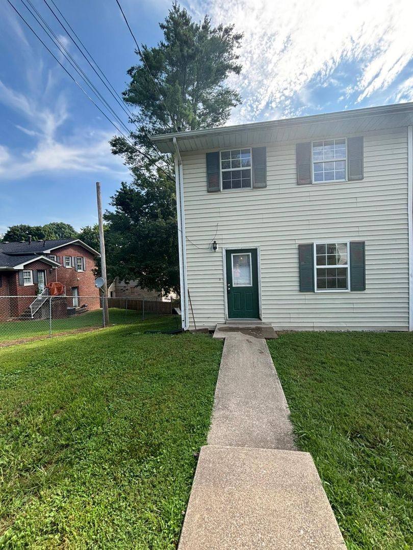 Apartment for rent at 1301 Alta Ave, Corbin, KY 40701