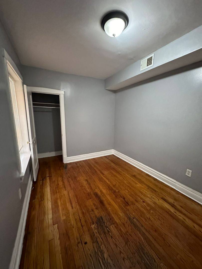 Apartment for rent at 8008 S Yale Ave, Chicago, IL 60620