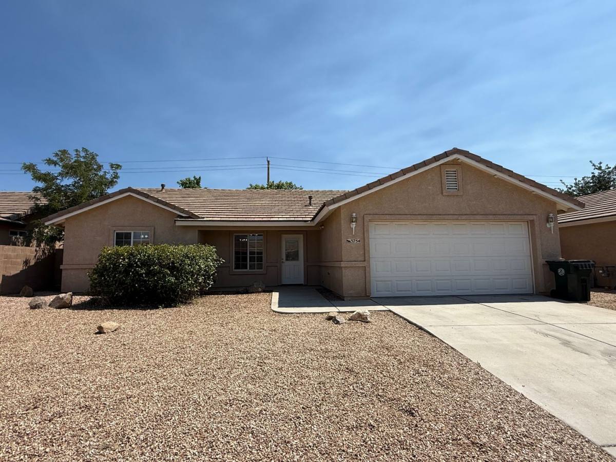 House for rent at 3754 Heather Ave, Kingman, AZ 86401