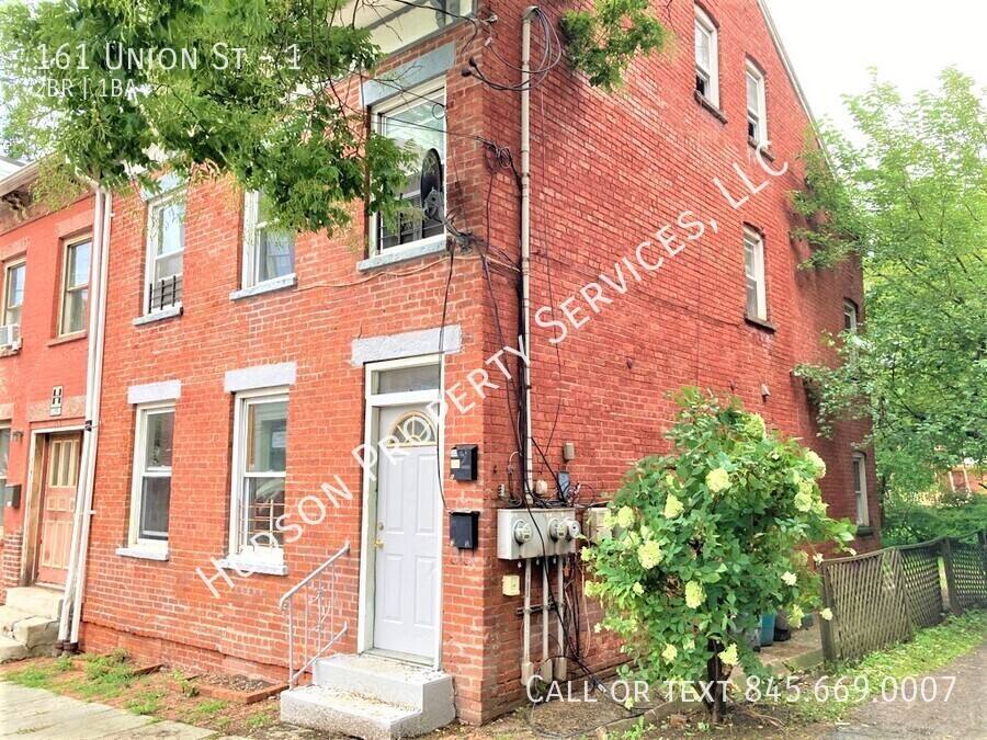 Apartment for rent at 161 Union St #1, Poughkeepsie, NY 12601