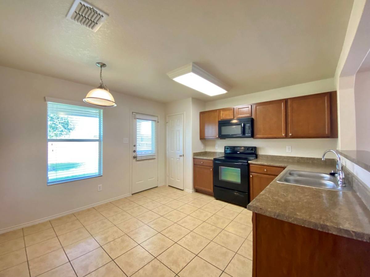 Condo for rent at 3608 Lazy Diamond, Schertz, TX 78154