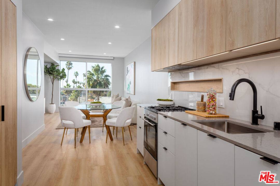 Apartment for rent at 12431 Rochester Ave #303, Los Angeles, CA 90025