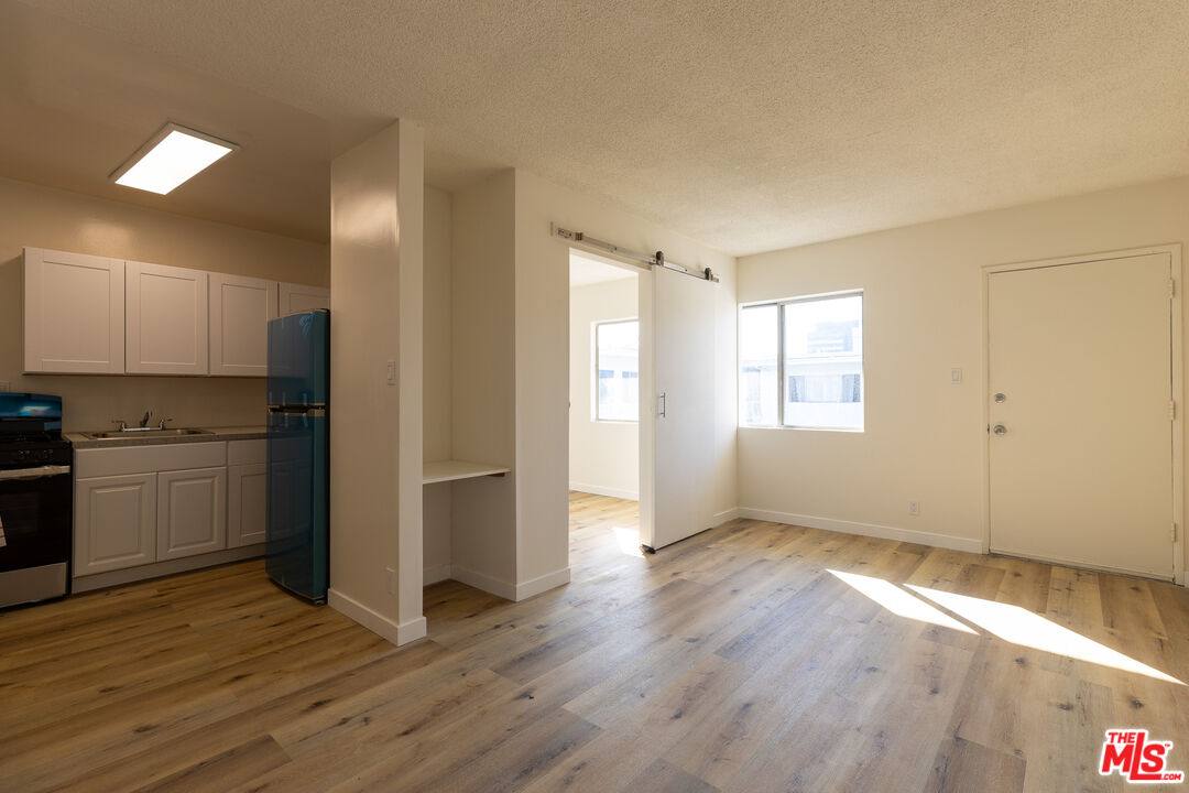 Apartment for rent at 1295 Federal Ave #16-16, Los Angeles, CA 90025