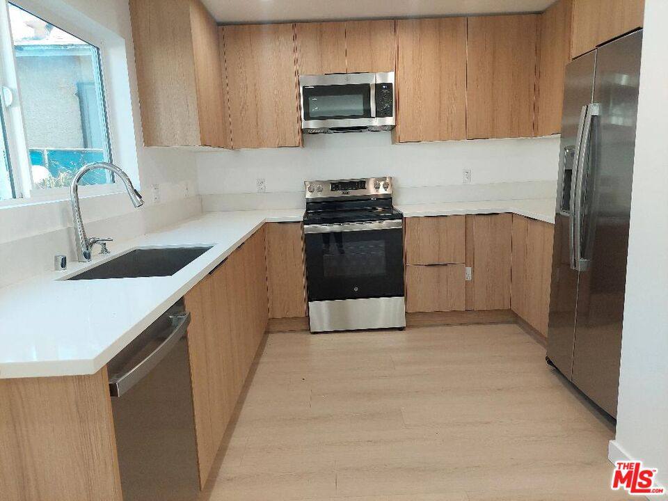 Apartment for rent at 130 W 59th Place #130, Los Angeles, CA 90003