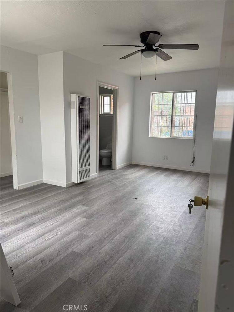 Apartment for rent at 132 E 101st St #132, Los Angeles, CA 90003
