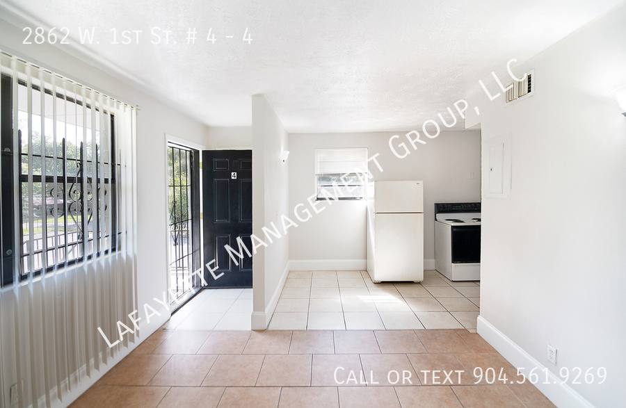 Apartment for rent at 2862 W 1st St #4, Jacksonville, FL 32254