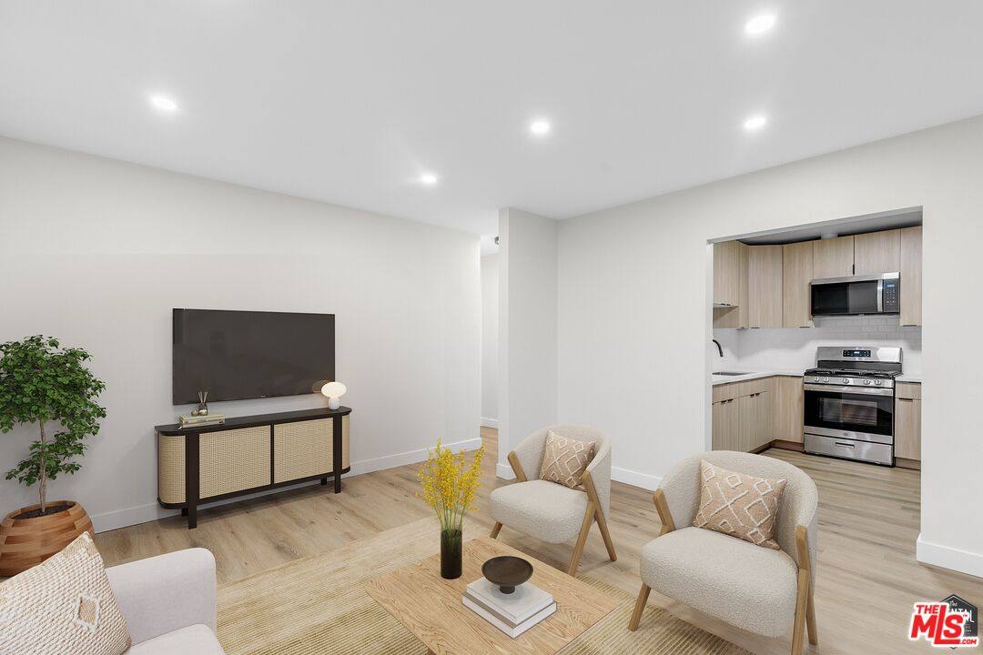 Apartment for rent at 1333 Barry Ave #3-3, Los Angeles, CA 90025