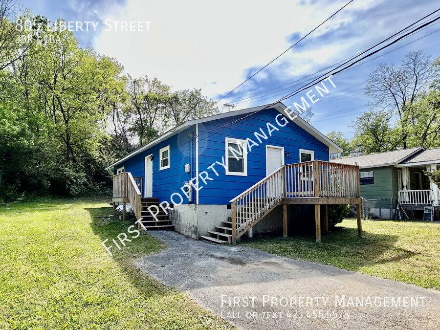 House for rent at 805 Liberty St, Chattanooga, TN 37405